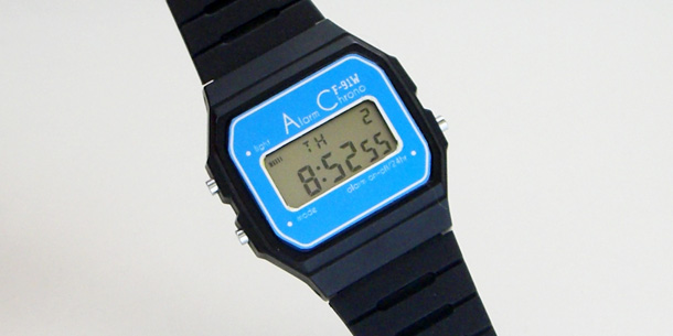 チープカシオをおしゃれに改造！ステッカーで楽しくカスタム