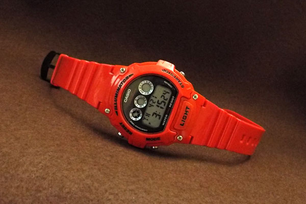 カシオ腕時計・チープカシオ「W-214HC-4A」